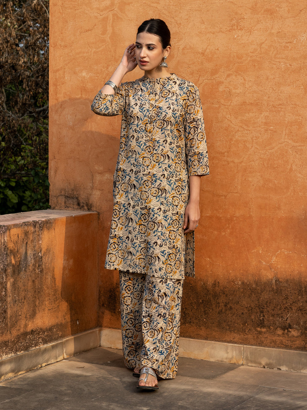 Beige-Cotton-Floral-Print-Straight-2-Piece-Kurta-Set