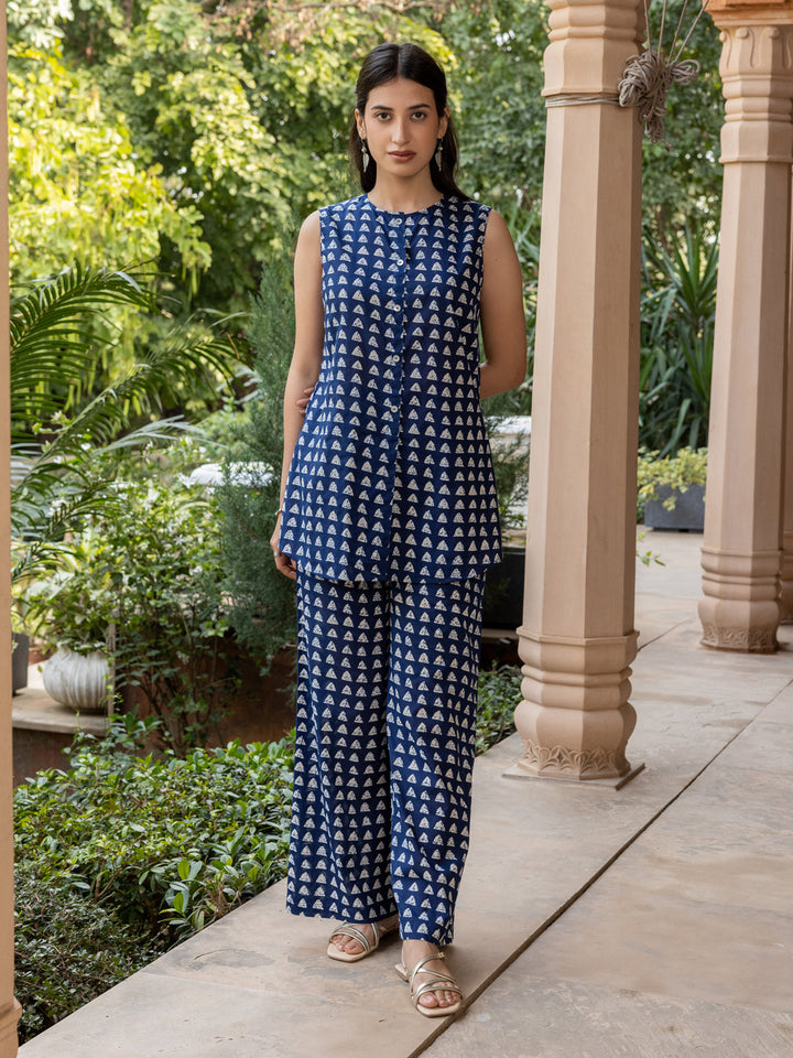 Navy-Blue-Cotton-Triangle-Printed-Co-Ord-Set
