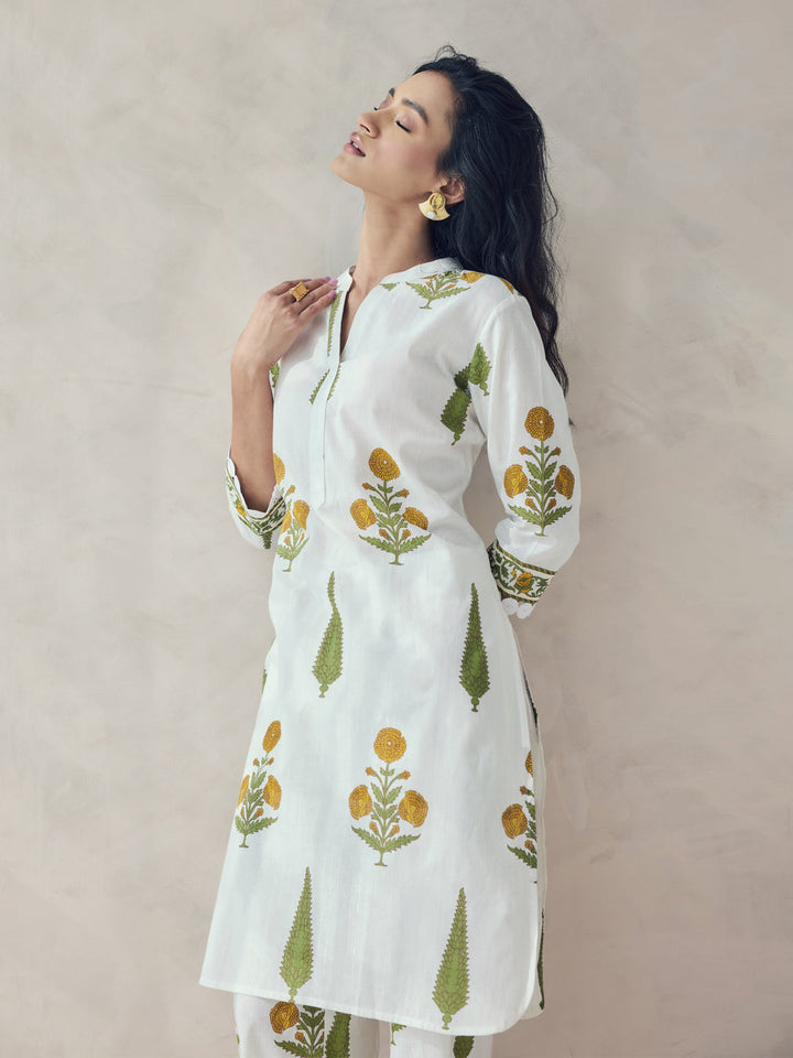 Off-White-Cotton-Floral-Printed-Straight-2-Piece-Kurta-Set
