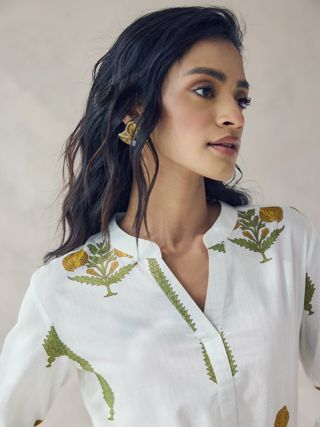Off-White-Cotton-Floral-Printed-Straight-2-Piece-Kurta-Set