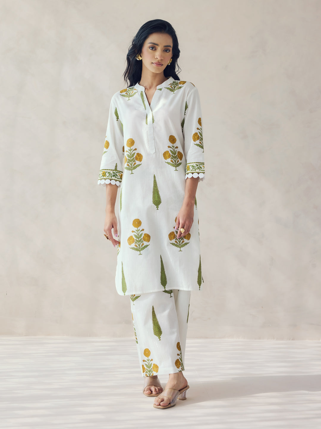 Off-White-Cotton-Floral-Printed-Straight-2-Piece-Kurta-Set