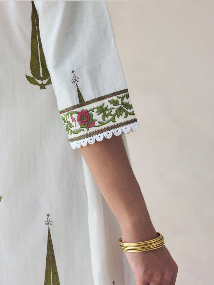 Off-White-Cotton-Printed-3-Piece-Kurta-Set