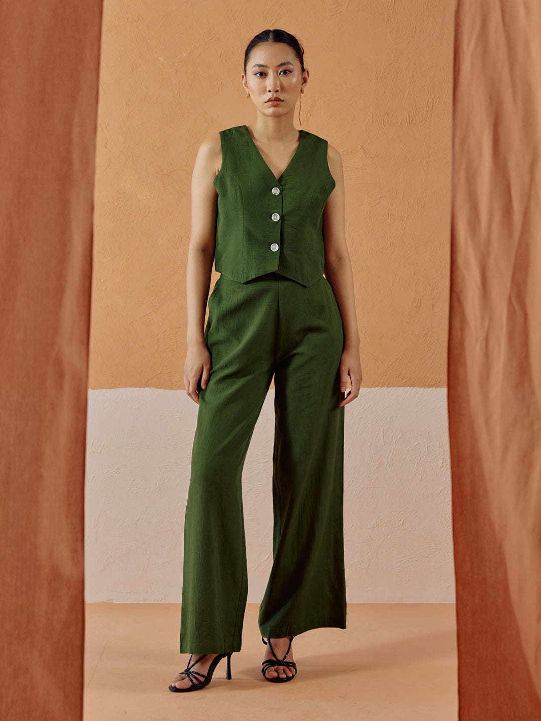 Green Linen Blend Sleeveless V-Neck Relaxed Fit Co-Ord Set