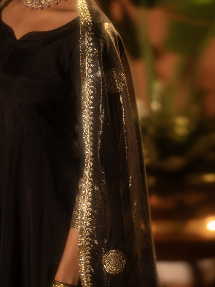 Black-Chanderi-Embroidered-Anarkali-3-Piece-Kurta-Set