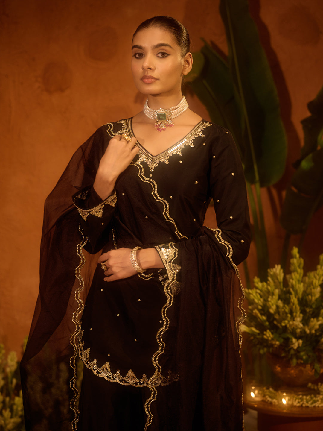 Black-Viscose-Chanderi-Embroidered-Ethnic-A-Line-3-Piece-Kurta-Set