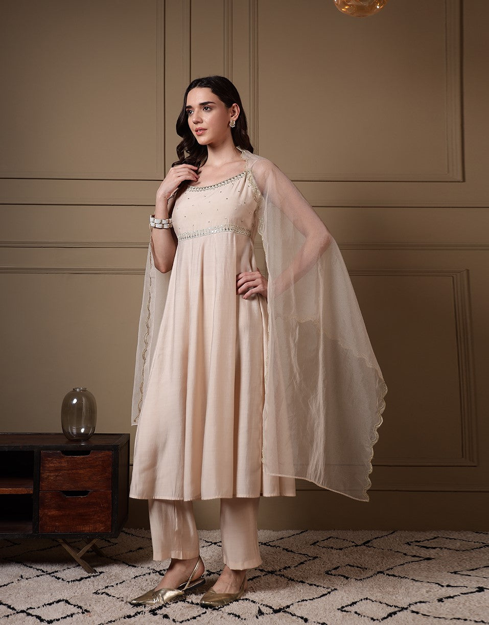 Off-White-Viscose-Chanderi-Embroidered-A-Line-3-Piece-Kurta-Set