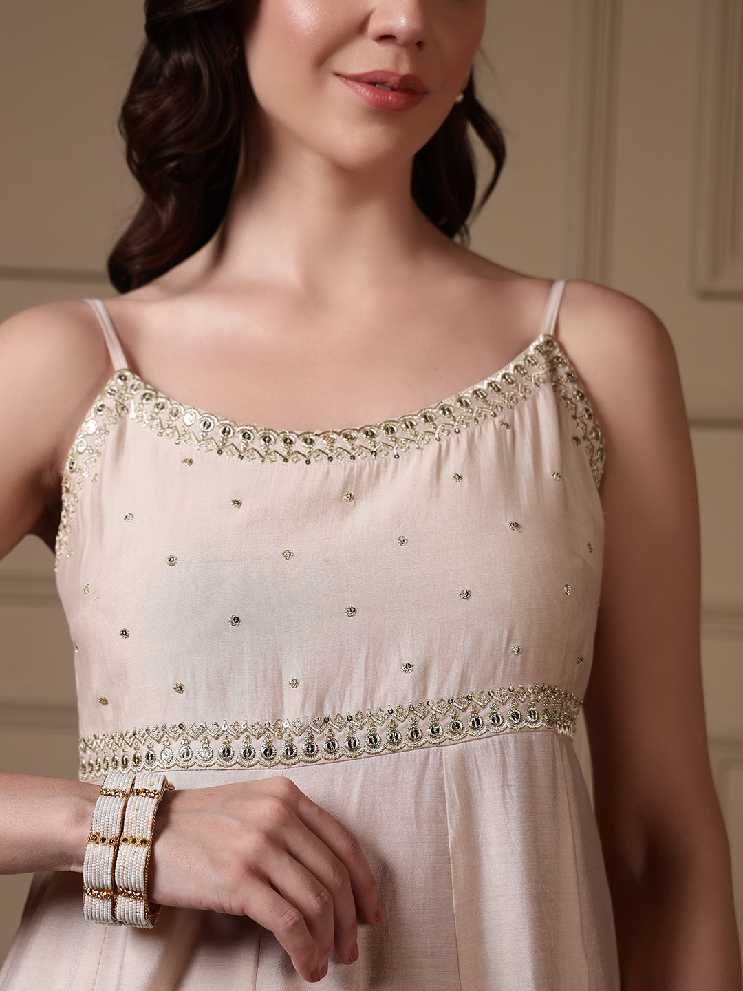 Off-White-Viscose-Chanderi-Embroidered-A-Line-3-Piece-Kurta-Set