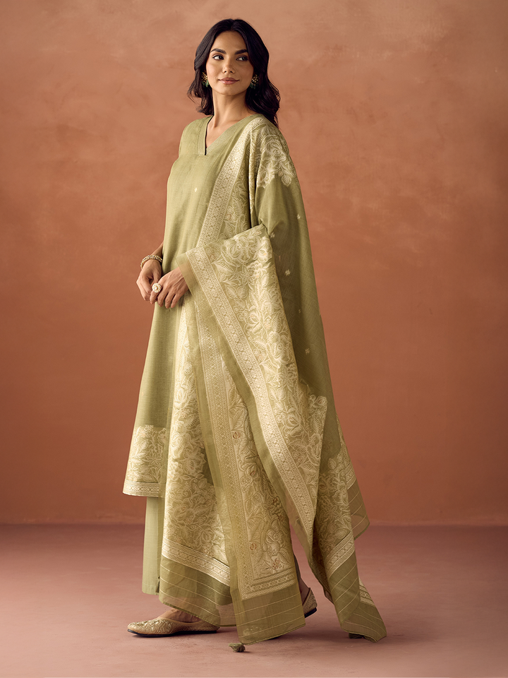 Green Cotton Blend Jacquard Woven Kurta Set with Dupatta