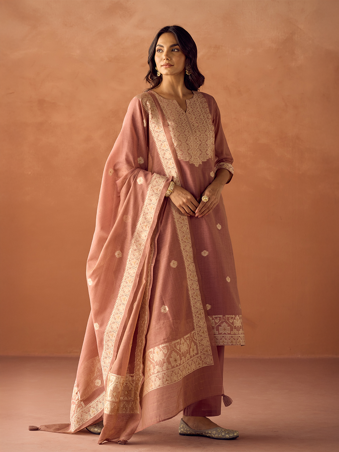 Dusty Pink Cotton Blend Jacquard Woven Kurta Set with Dupatta