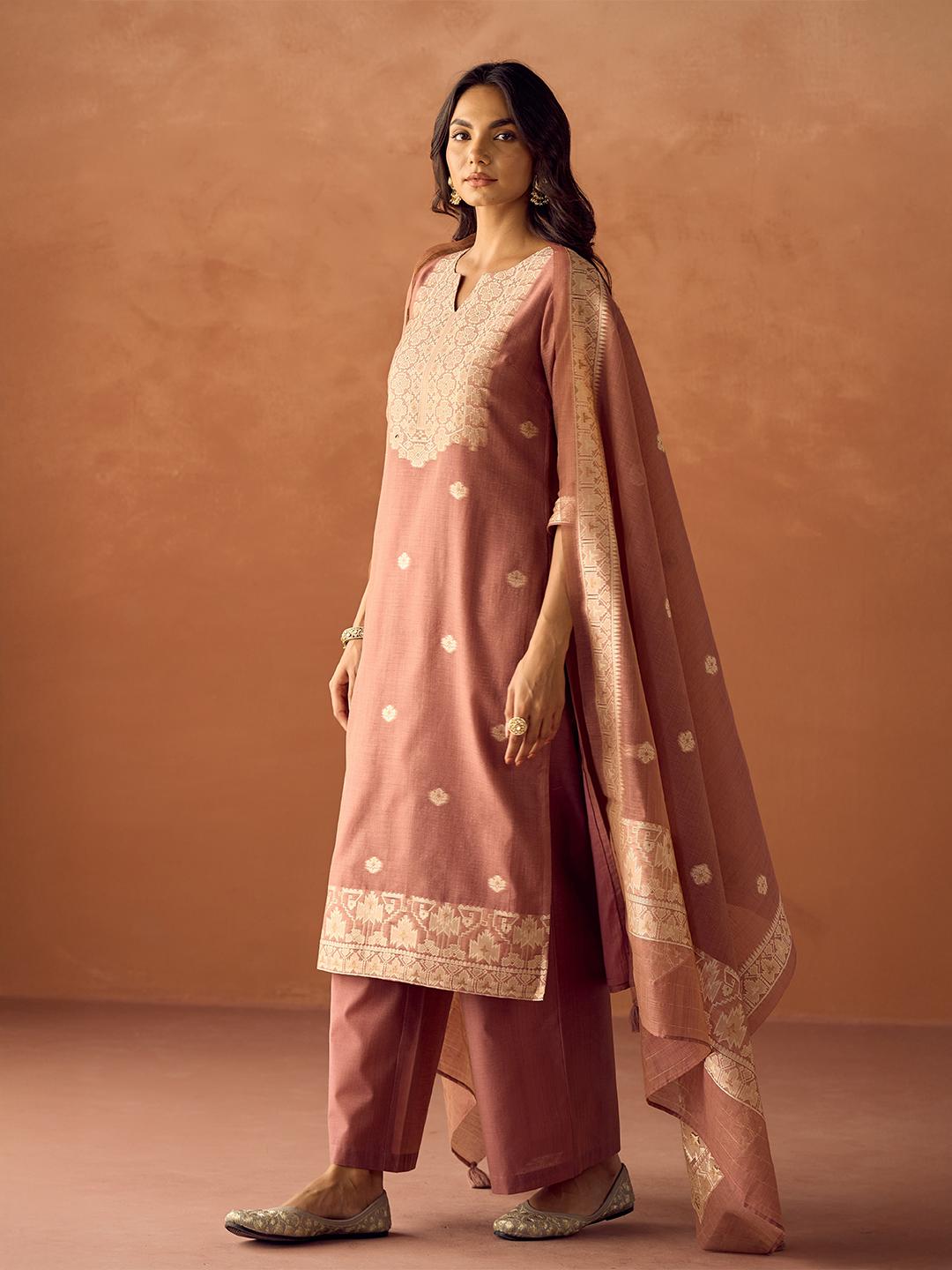 Dusty Pink Cotton Blend Jacquard Woven Kurta Set with Dupatta