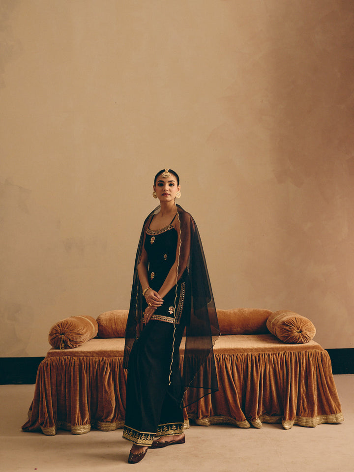 Black Embroidered Straight Kurta with Farsi Salwar & Dupatta