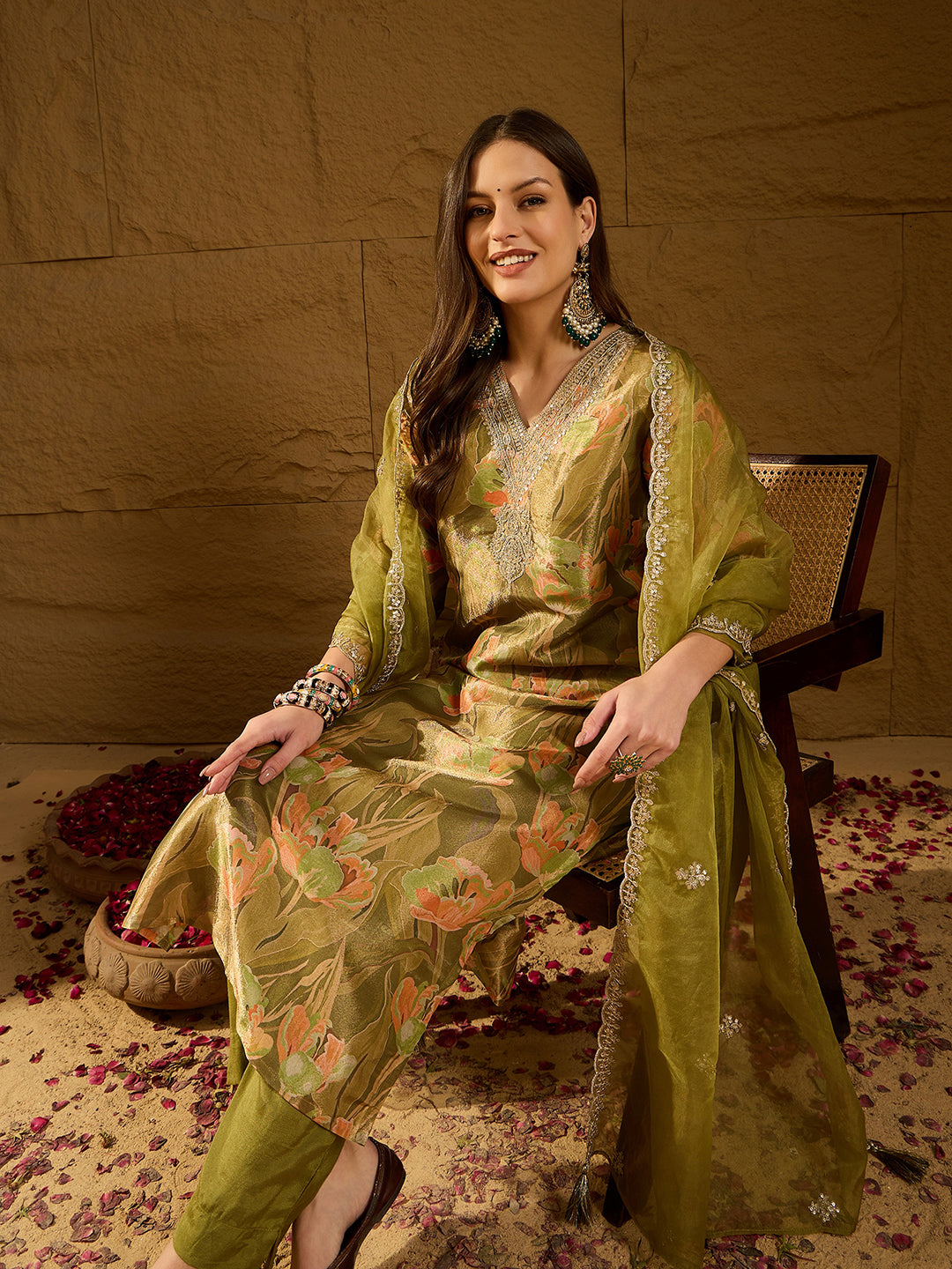 Green Silk Blend Floral Straight 3-Piece Kurta Set