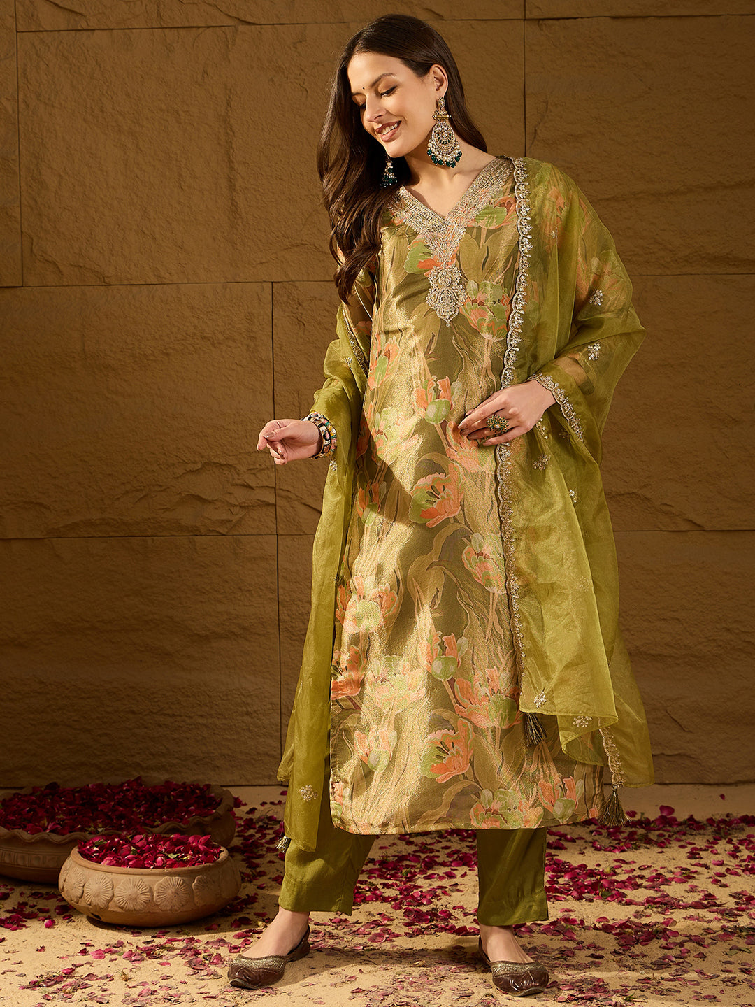 Green Silk Blend Floral Straight 3-Piece Kurta Set