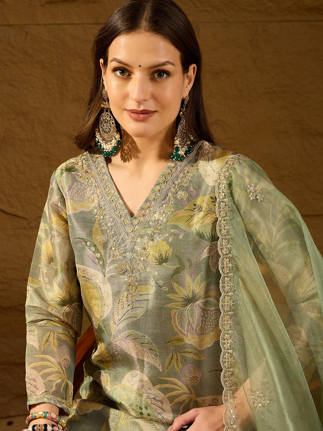Green Silk Blend Floral Straight 3-Piece Kurta Set