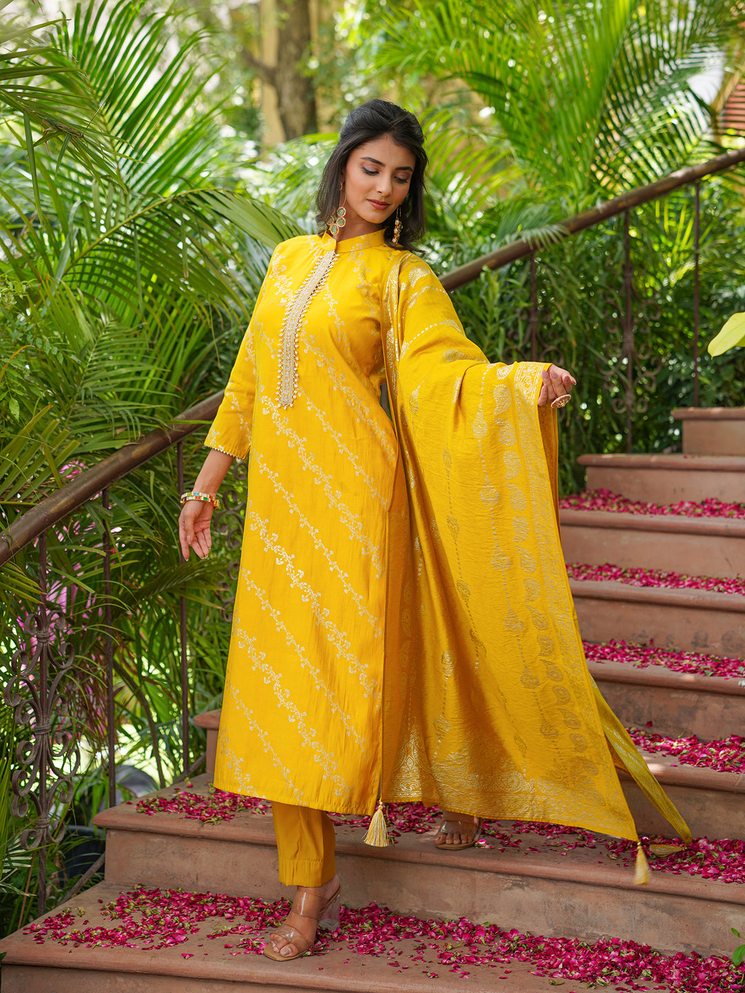Yellow Silk Blend Floral Printed Straight Kurta Trousers With Dupatta