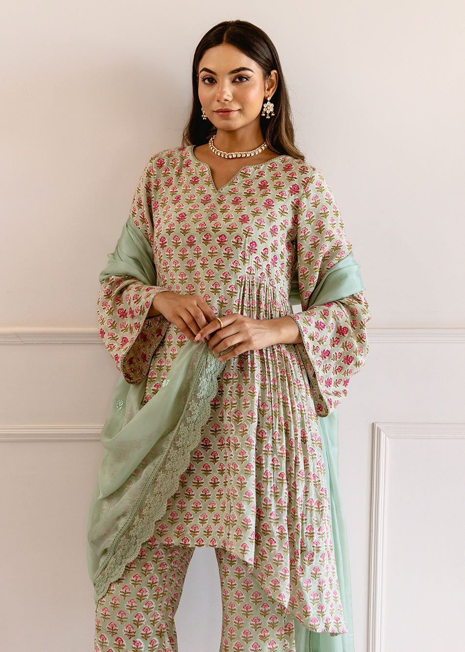 Sage-Green-Muslin-Silk-Printed-3-Piece-Kurta-Set