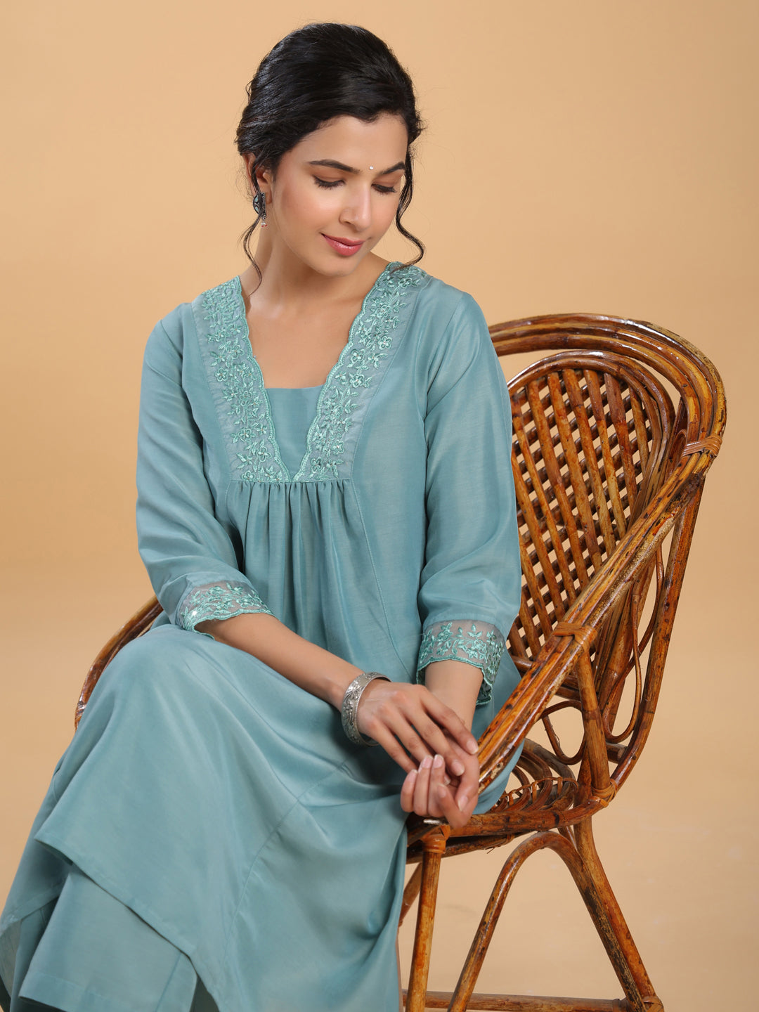 Sage-Muslin-Embroidered-Gathering-2-Piece-Kurta-Set