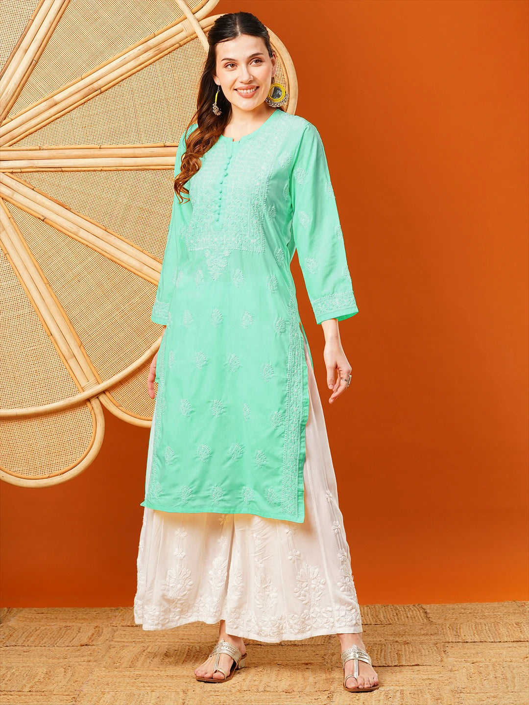 Sea-Green-Cotton-Embroidered-Chikankari-Kurta