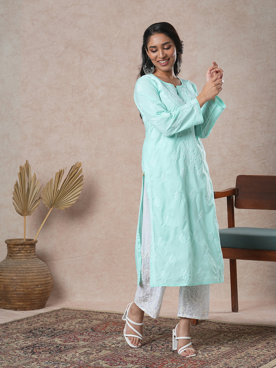 Sea-Green-Cotton-Embroidered-Chikankari-Straight-Kurta