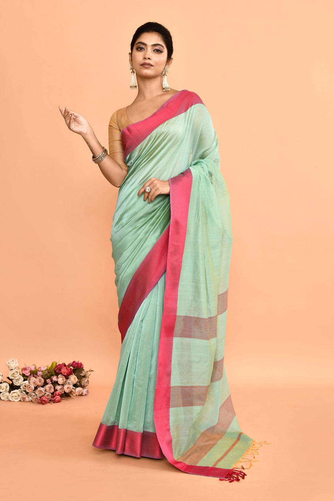 ZERESOUQ-Sea-Green-Maheshwari-Saree-With-Contrast-Resham-Border