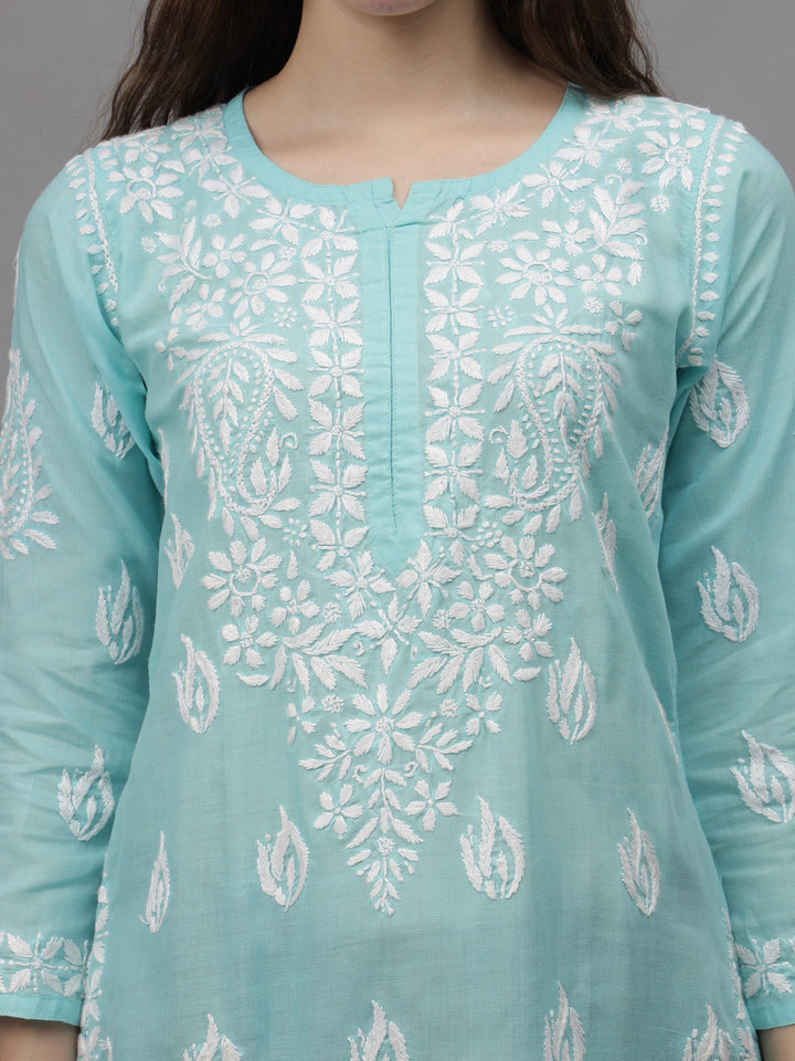 Sea-Green-&-White-Cotton-Embroidery-Chikankari-Kurta