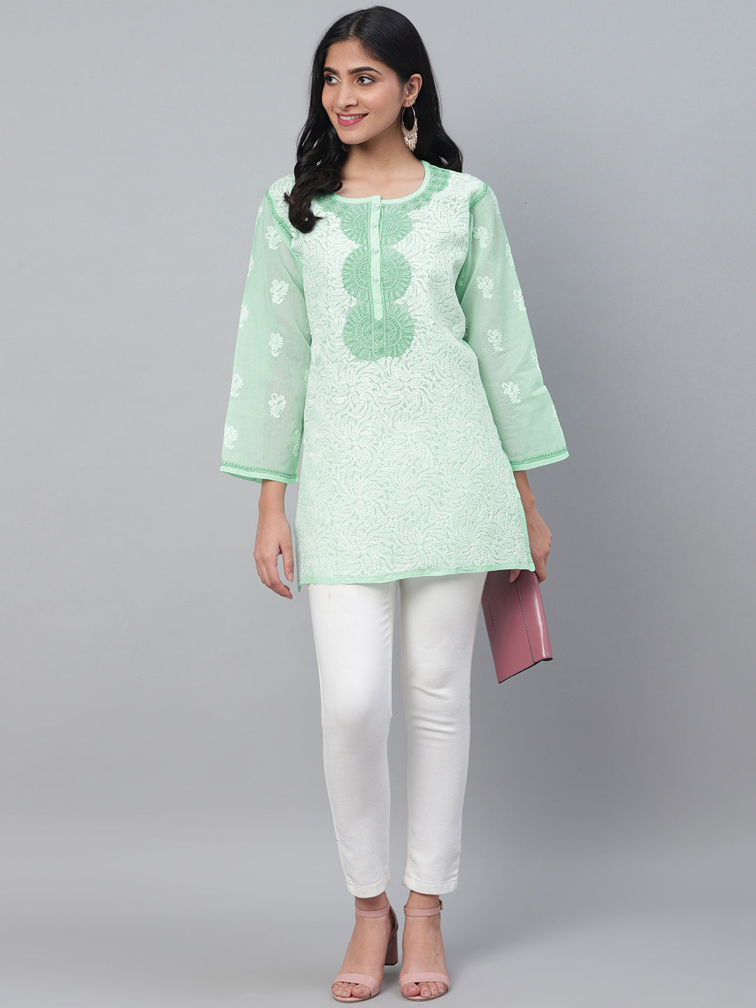 Sea-Green-&-White-Cotton-Floral-Embroidered-Chikankari-Kurti\