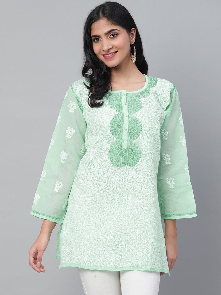 Sea-Green-&-White-Cotton-Floral-Embroidered-Chikankari-Kurti\