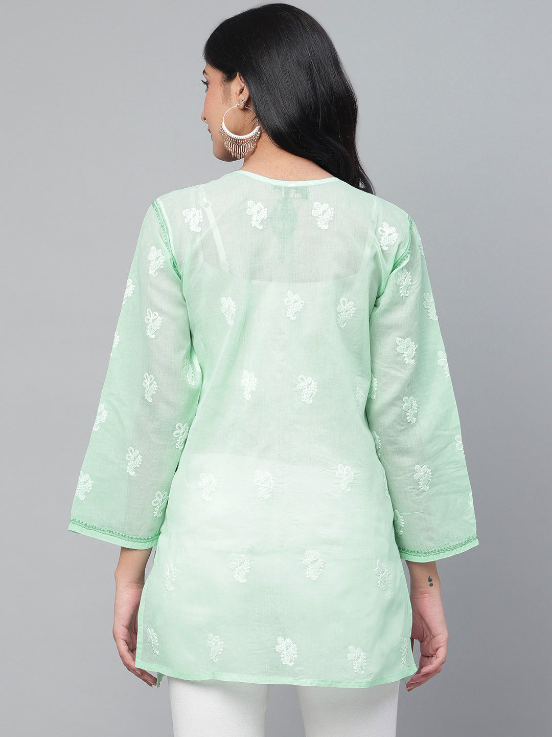 Sea-Green-&-White-Cotton-Floral-Embroidered-Chikankari-Kurti\