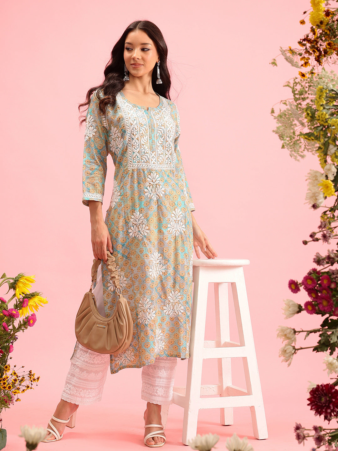 Sea-Green-&-White-Mul-Cotton-Embroidered-Chikankari-Kurta