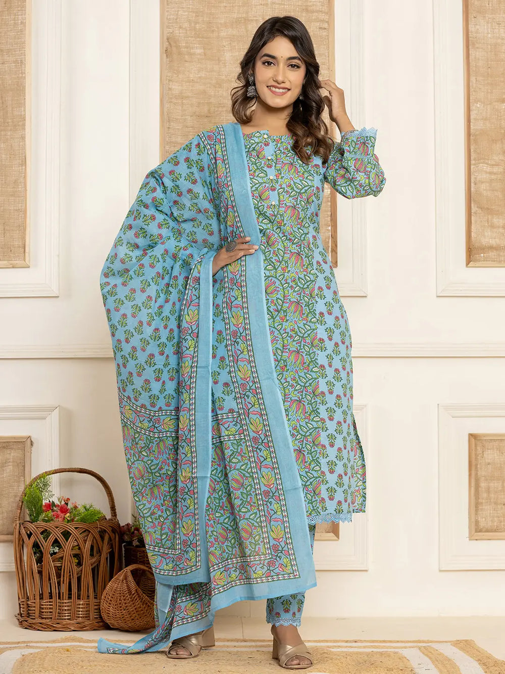 Sky-Blue-Cotton-Leaf-Print-Pakistani-Style-3-Piece-Kurta-Set