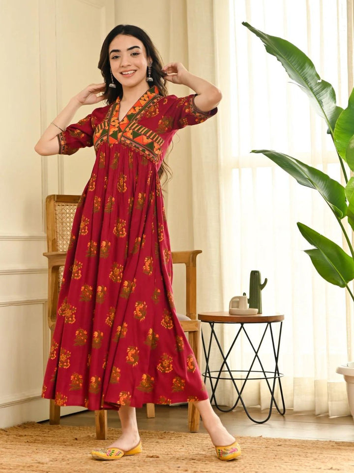 Slash-Maroon-V-Neck-Gathered-Dress