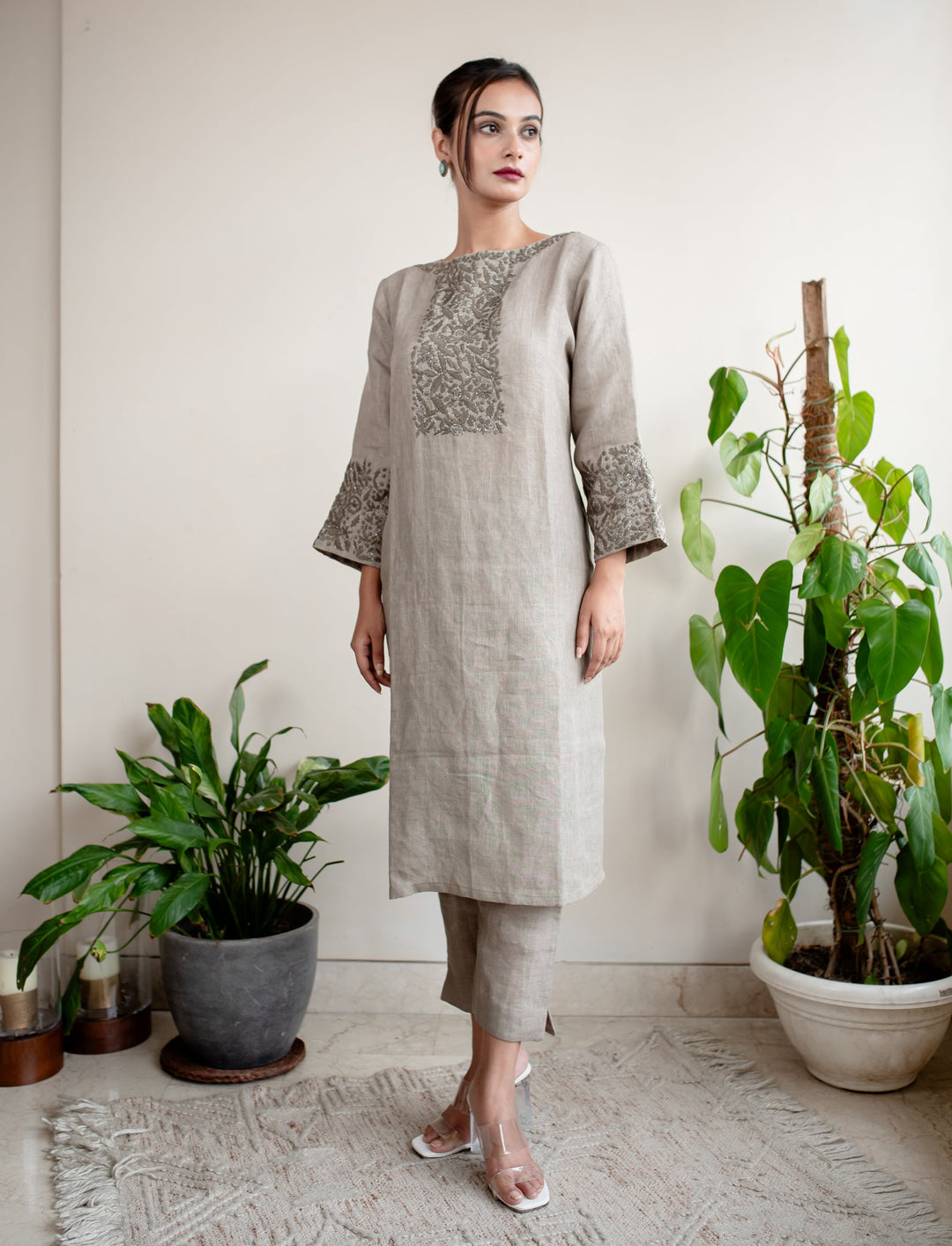 Steel-Grey-Linen-Hand-Embroidered-2-Piece-Kurta-Set