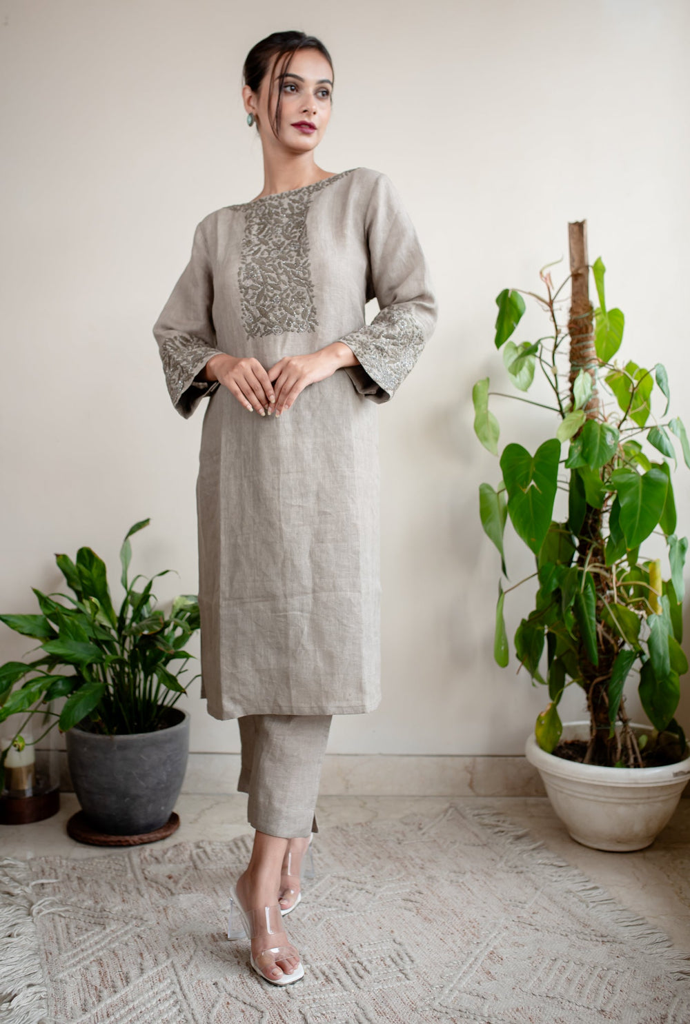 Steel-Grey-Linen-Hand-Embroidered-2-Piece-Kurta-Set