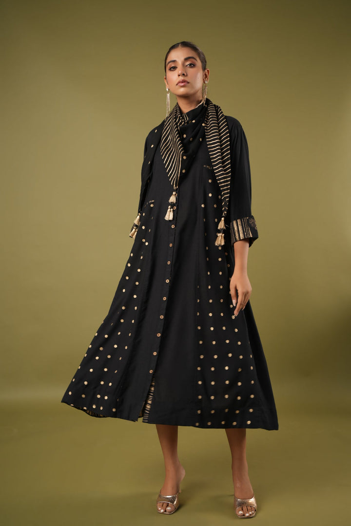 Swarnaa-Kanak-Black-Rayon-Slub-Block-Print-Dress