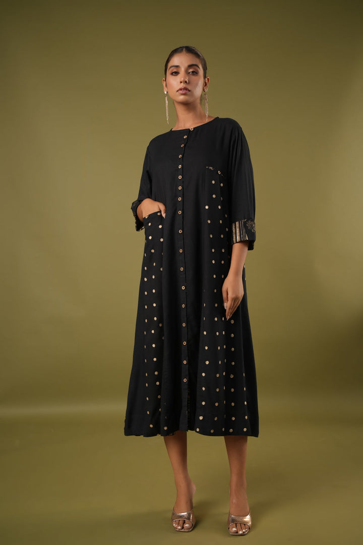 Swarnaa-Kanak-Black-Rayon-Slub-Block-Print-Dress