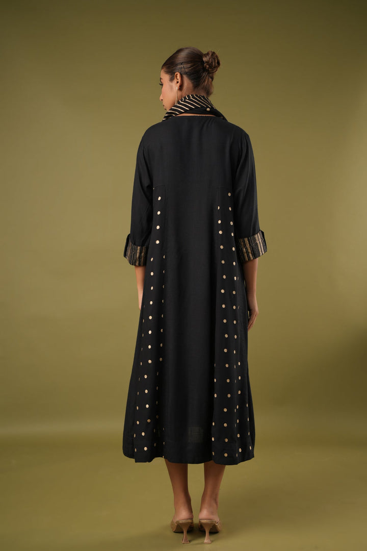 Swarnaa-Kanak-Black-Rayon-Slub-Block-Print-Dress
