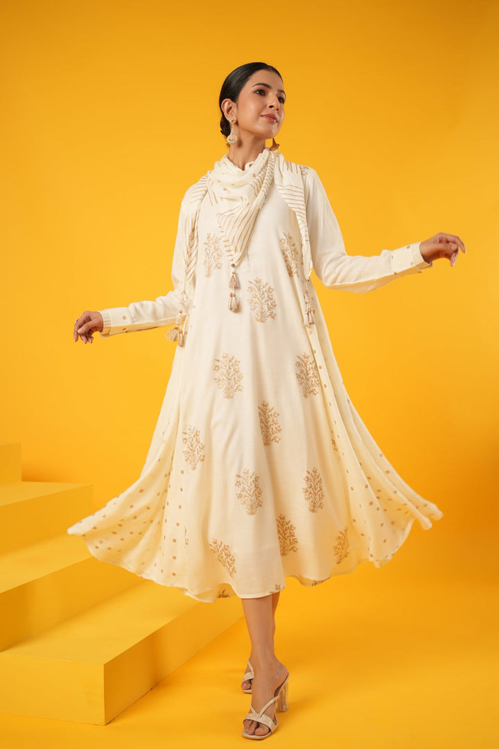 Swarnaa-Kanak-Off-White-Rayon-Slub-Block-Print-Dress