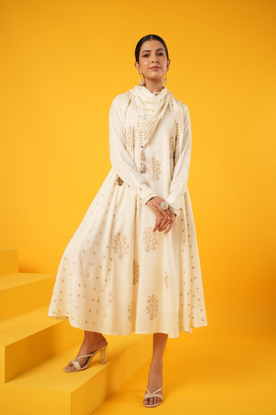 Swarnaa-Kanak-Off-White-Rayon-Slub-Block-Print-Dress