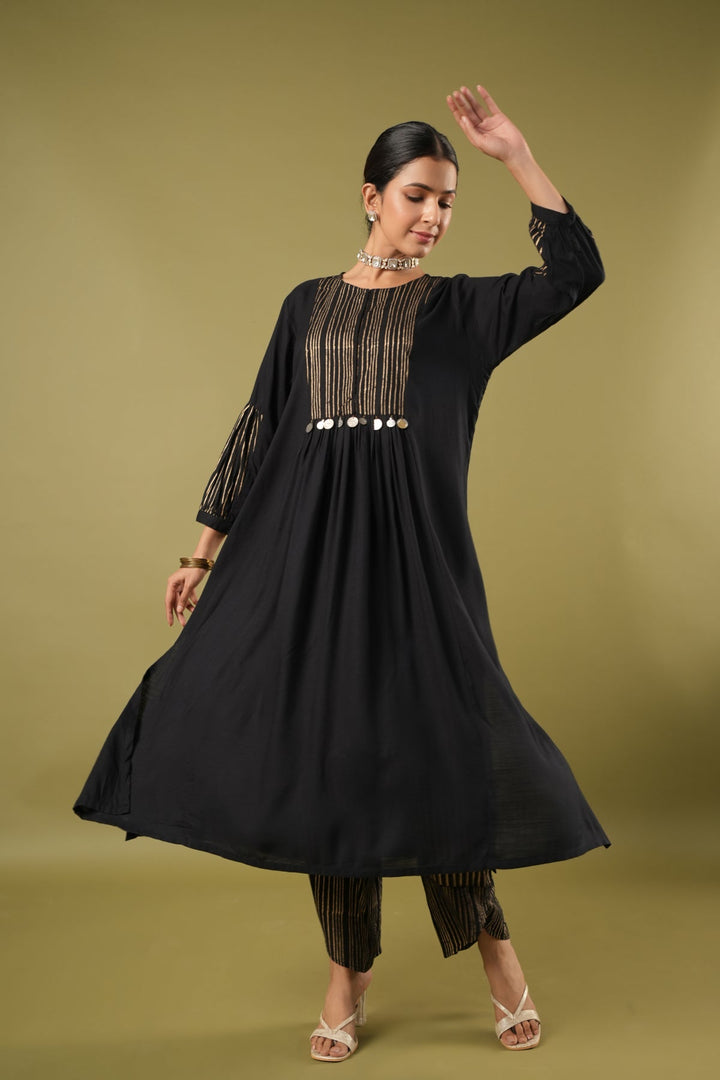 Swarnaa-Taamras-Black-Rayon-Slub-Block-Print-Kurta