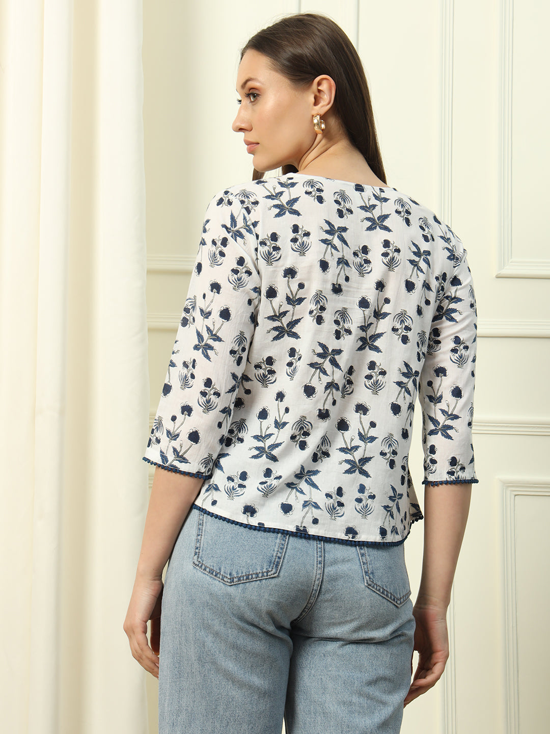 White-Cotton-Printed-Top