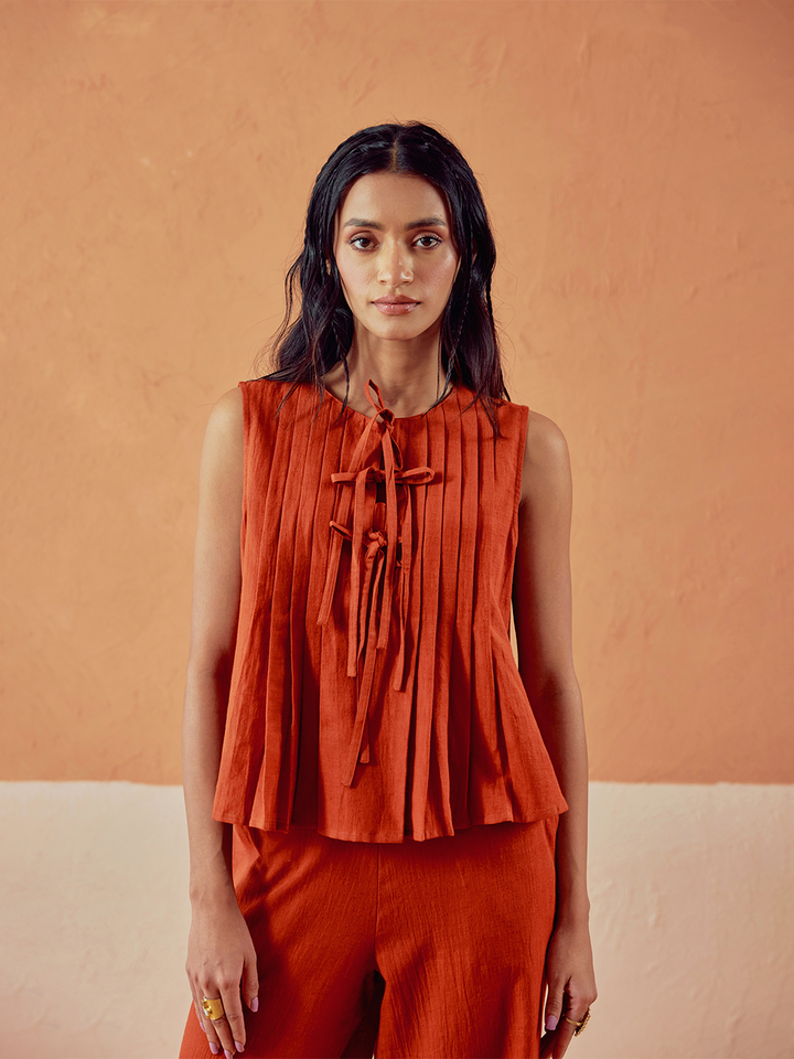 Rust Solid Linen Pleated Sleeveless Top