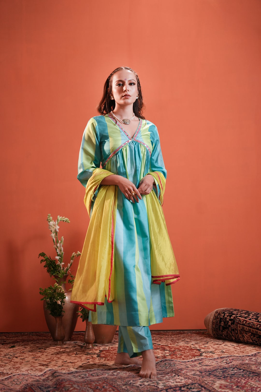 Blue-&-Green-Silk-Blend-Printed-3-Piece-Kurta-Set