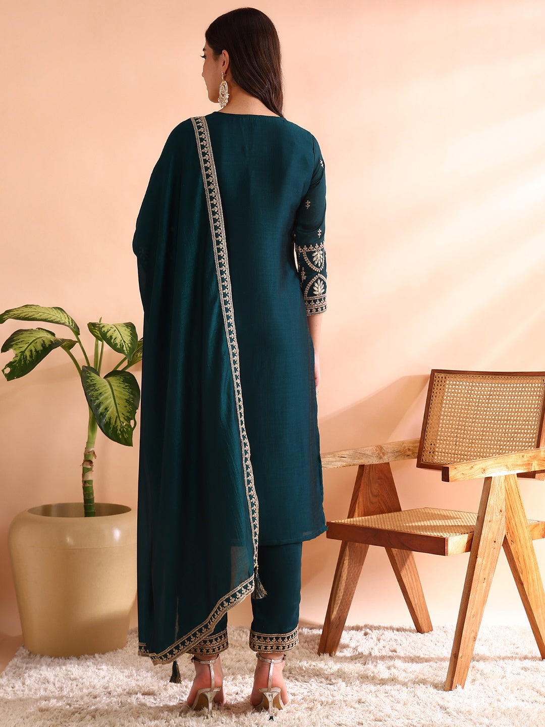 ZERESOUQ-Teal-Silk-Blend-Solid-Embroidered-3-Piece-Kurta-Set