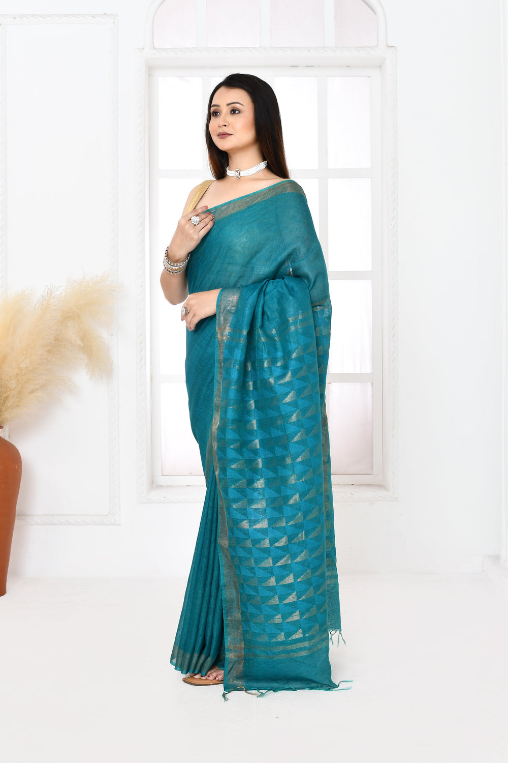 Teal-Green-Tussar-Linen-Handloom-Saree-With-Woven-Zari-Pallu