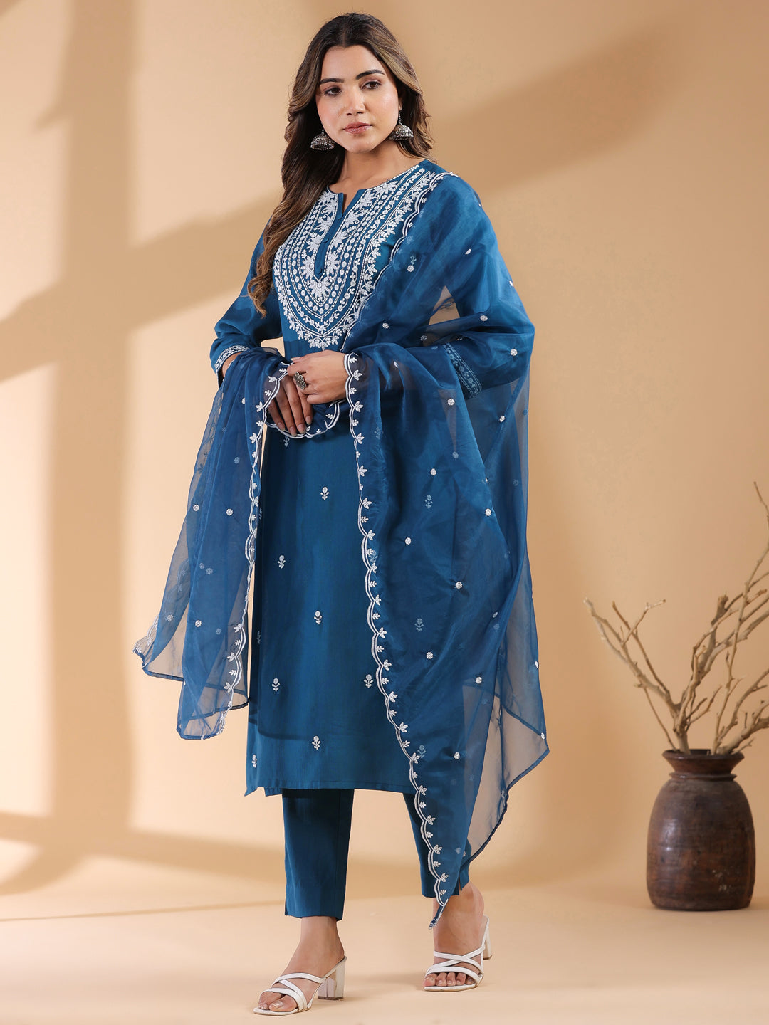 Teal-Silk-Blend-Straight-Embroidered-3-Piece-Kurta-Set