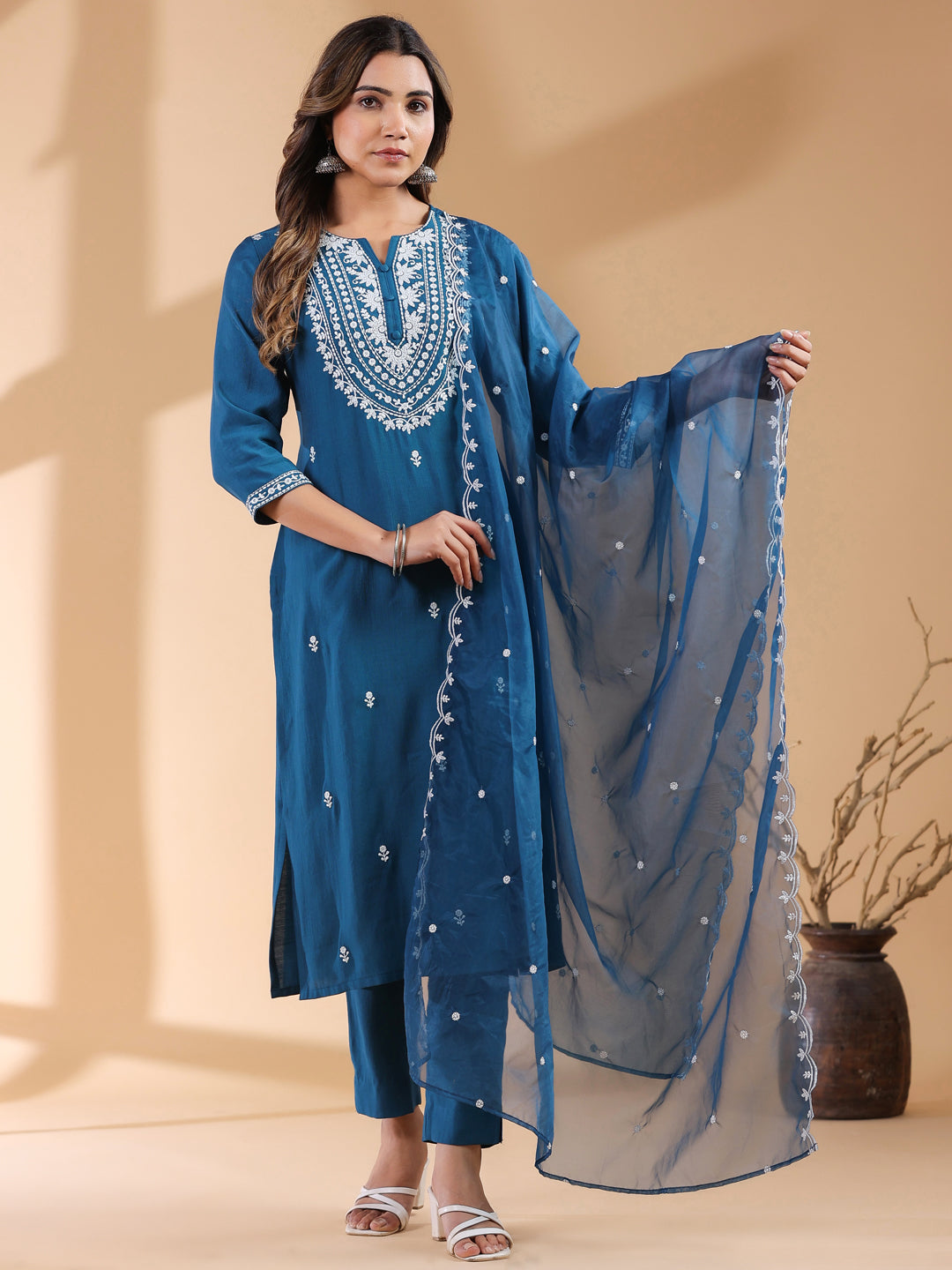 Teal-Silk-Blend-Straight-Embroidered-3-Piece-Kurta-Set