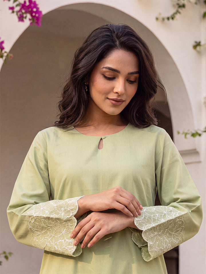 Green Embellished Silk Blend Round Neck Co-Ords