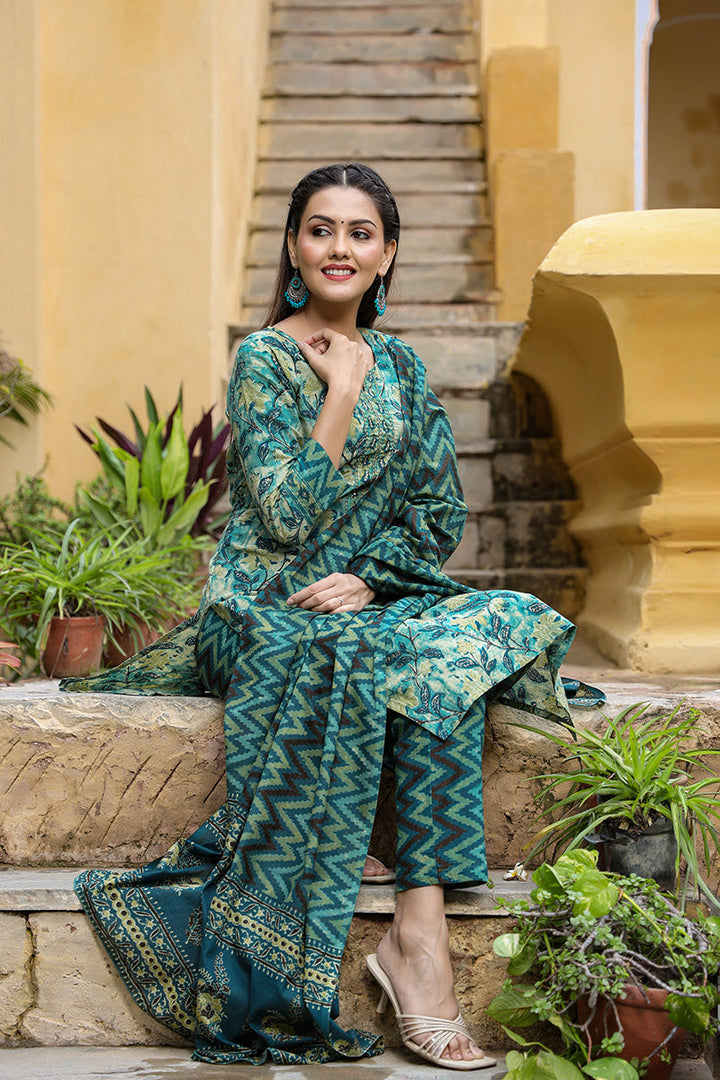 Rayon-Blend-Teal-Motifs-Printed-Straight-3-Piece-Kurta-Set
