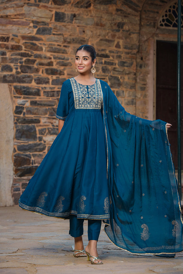 Teal-Silk-Blend-Anarkali-3-Piece-Kurta-Set