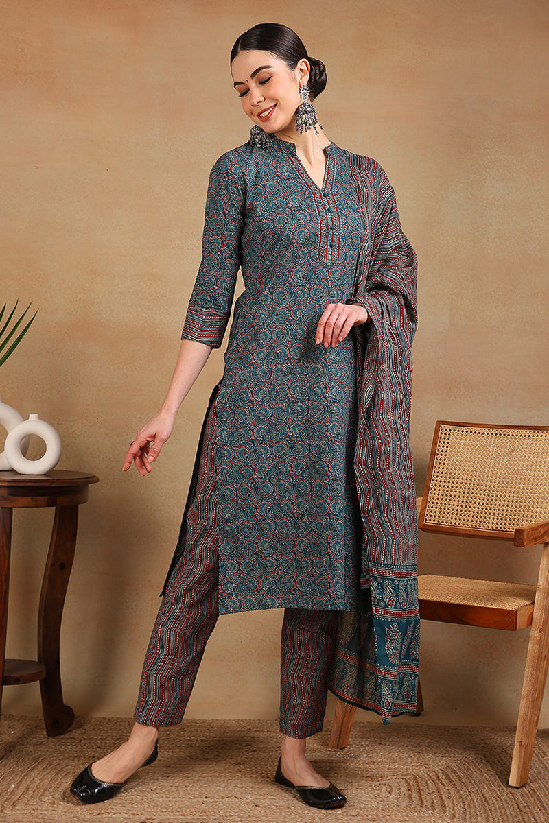 White-Silk-Blend-Embroidered-Straight-3-Piece-Kurta-Set